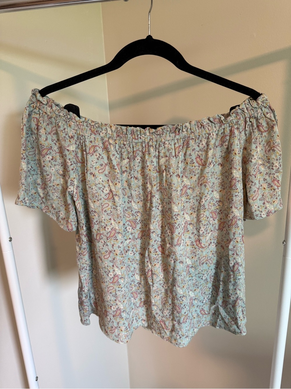 Rewind Mint Off-Shoulder Paisley Print Blouse